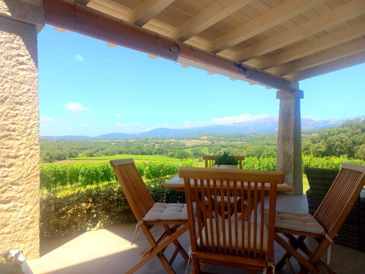 Elegant Country Open Space Deluxe Tenuta Piredu -monti-olbia Apartment *